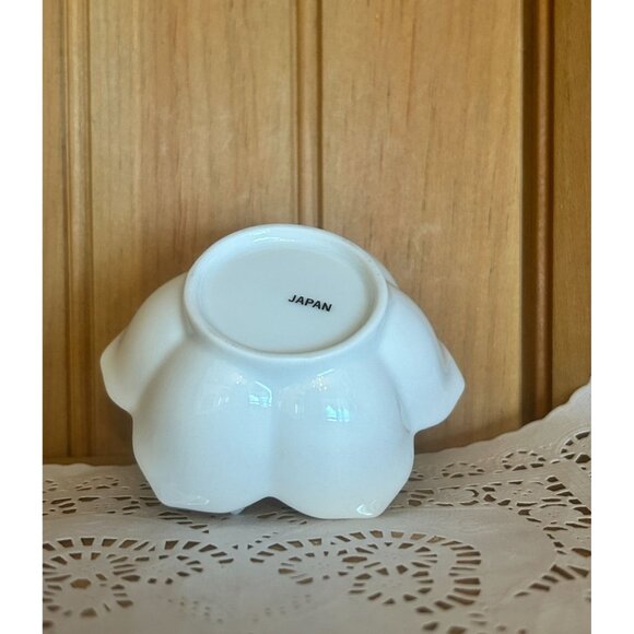 Vintage Hand-Painted Porcelain Floral Basket With Bluebird Design Made in Japan - Picture 3 of 4